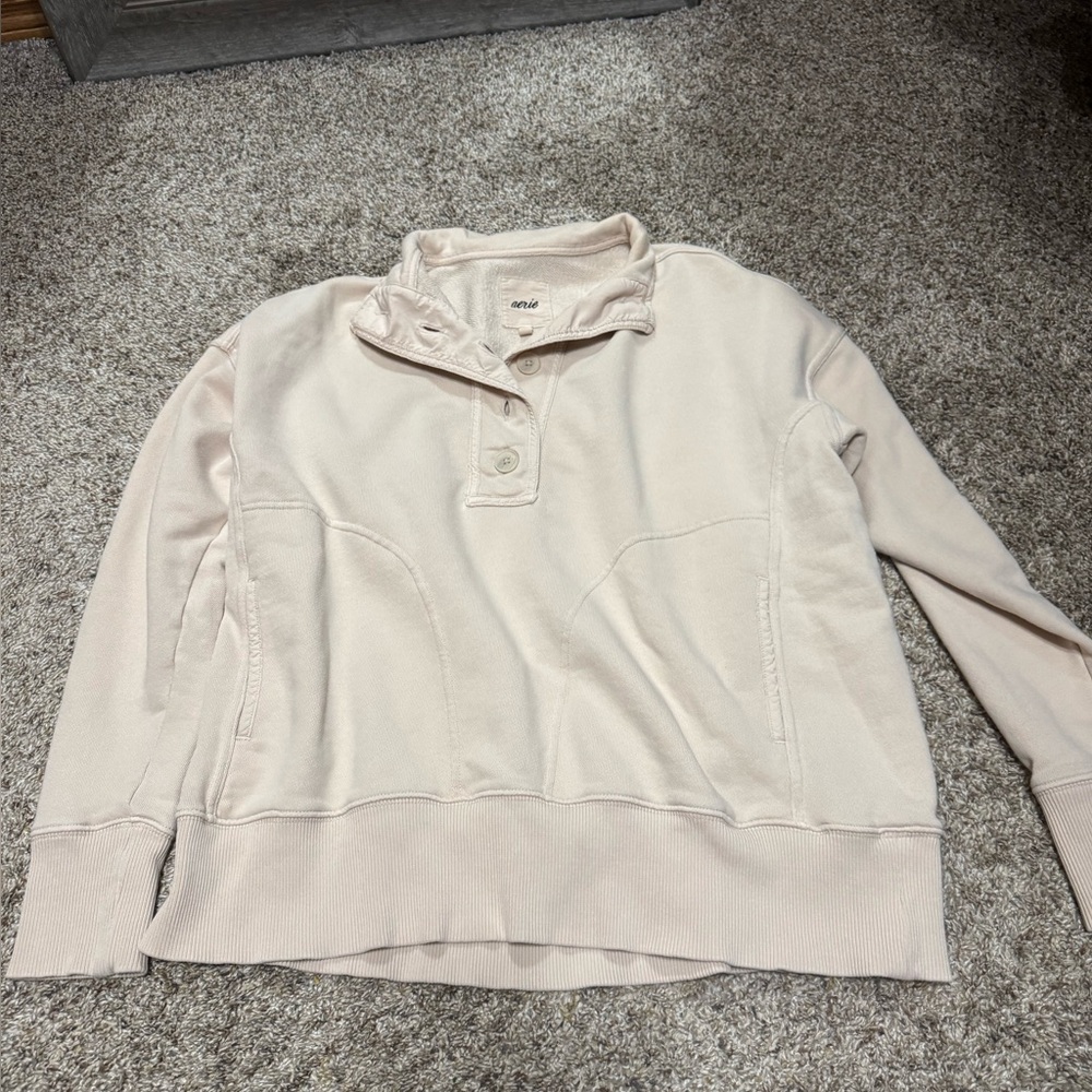 Cream Pullover sweatshirt Aerie XS